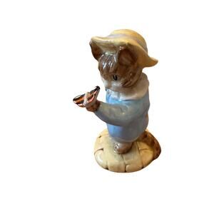 Beatrix Potter Tom Kitten and Butterfly figurine by F. Warne Co 1987 #35